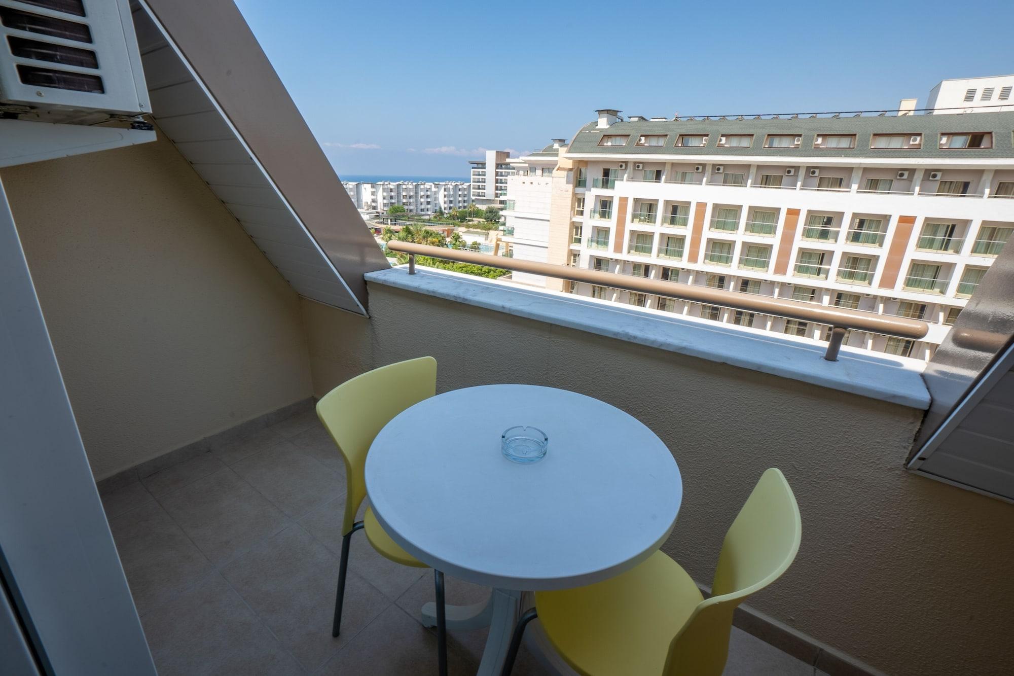 Hotel Titan Garden Ultra All Inclusive Konaklı Exterior foto