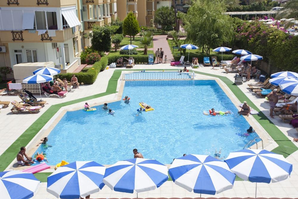 Hotel Titan Garden Ultra All Inclusive Konaklı Exterior foto